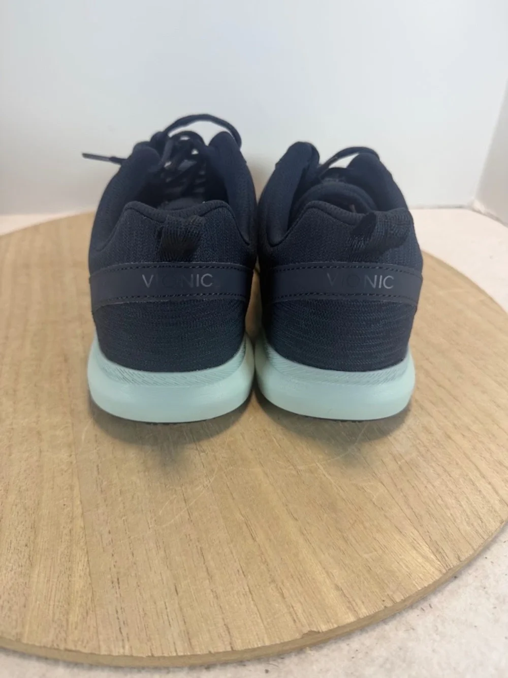 Vionic Kiara Pro Women’s 12 Wide Navy Blue Slip Resistant Work Shoes NWOT